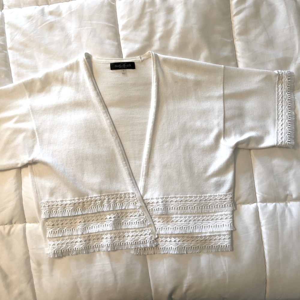 Boho-chic fresh white cardigan - Picture 3 of 3